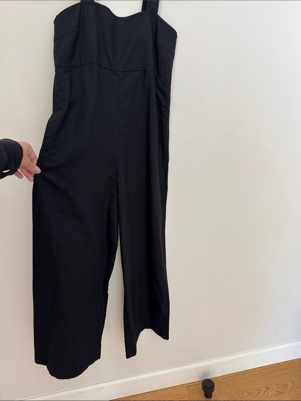 Uniqlo Linen Blend Jumpsuit XS Black NWT Square Neck Smocked Back Wide Leg